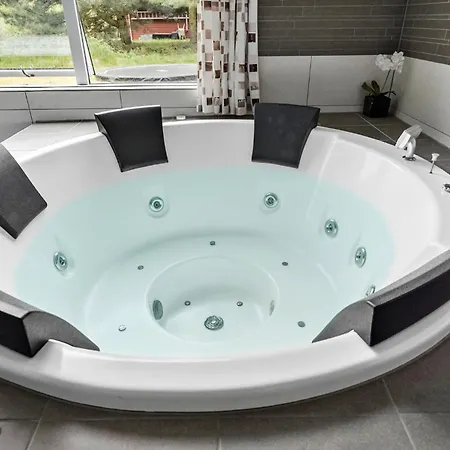 Pet Friendly In With Kitchen Semesterbostad